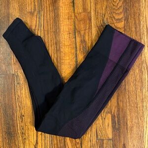 🎉SPANX Black and Purple Contrast Leggings